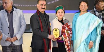 मुख्यमंत्री ने की चिकित्सकों के लिए इन्सेंटिव पॉलिसी लाने की घोषणा