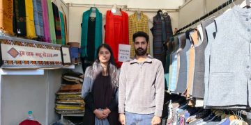 मां का सपना, भाई बहन ने बना लिया अपना