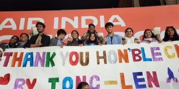 झुग्गी-झोंपड़ी में रहने वाले टोंग लेन स्कूल के बच्चों का सपना हुआ साकार