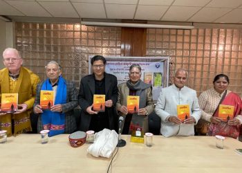 जगदीश कश्यप  की दो पुस्तकों ….. कहानी संग्रह “उम्मीद” और कविता संग्रह “सच कह दूं तो चलूं” का लोकार्पण