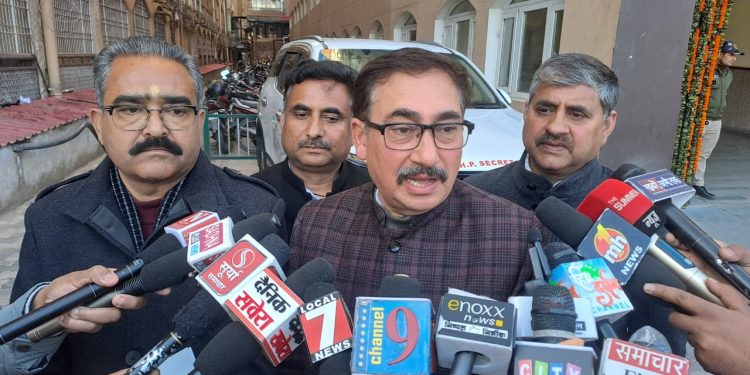 विधायी प्राथमिकता बैठक केवल औपचारिकता, जमीनी विकास कार्यों पर सरकार गंभीर नहीं — विपिन परमार