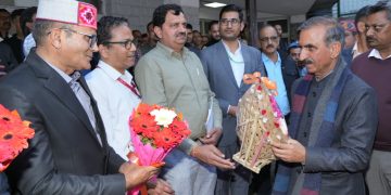 नए मेडिकल कॉलेज में शिफ्ट करने से पहले देंगे सभी आधुनिक मशीनेंः मुख्यमंत्री