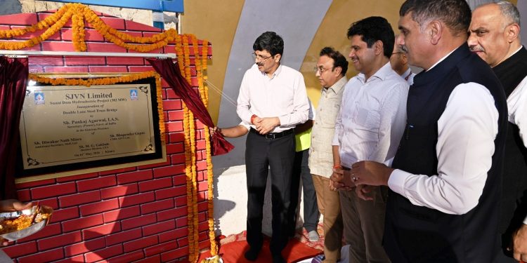 भारत सरकार के सचिव (विद्युत)  पंकज अग्रवाल ने हिमाचल प्रदेश में एसजेवीएन की जलविद्युत परियोजनाओं की समीक्षा की