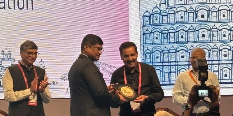 समग्र शिक्षा निदेशक राजेश शर्मा ने समग्र शिक्षा हिमाचल के VSK 6A Framework मॉडल पर दी प्रेजेंटेशन