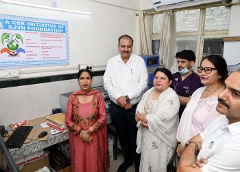 आयुर्वेदिक अस्पताल रामपुर बुशहर में रोगियों की जाँच सुविधा को सुदृढ़ करने हेतु Fully Auto Bio Chemistry Analyzer मशीन का शुभारम्भ, एसजेवीएन फाउंडेशन ने सीएसआर के तहत डोनेट की है मशीन…