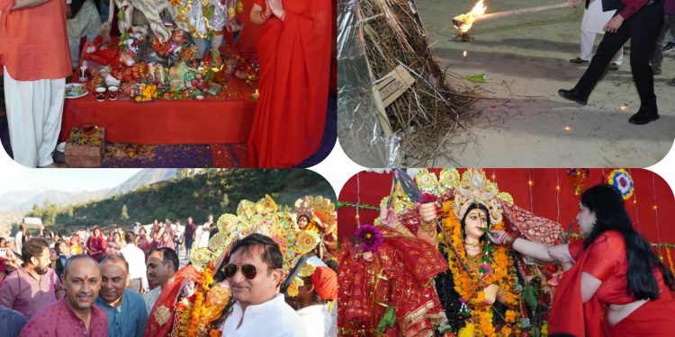 “”विजयदशमी पर सिंदूर उत्सव के साथ माँ दुर्गा का विसर्जन””सायंकाल रावण दहन के साथ बुराई पर अच्छाई की विजय का संदेश दिया
